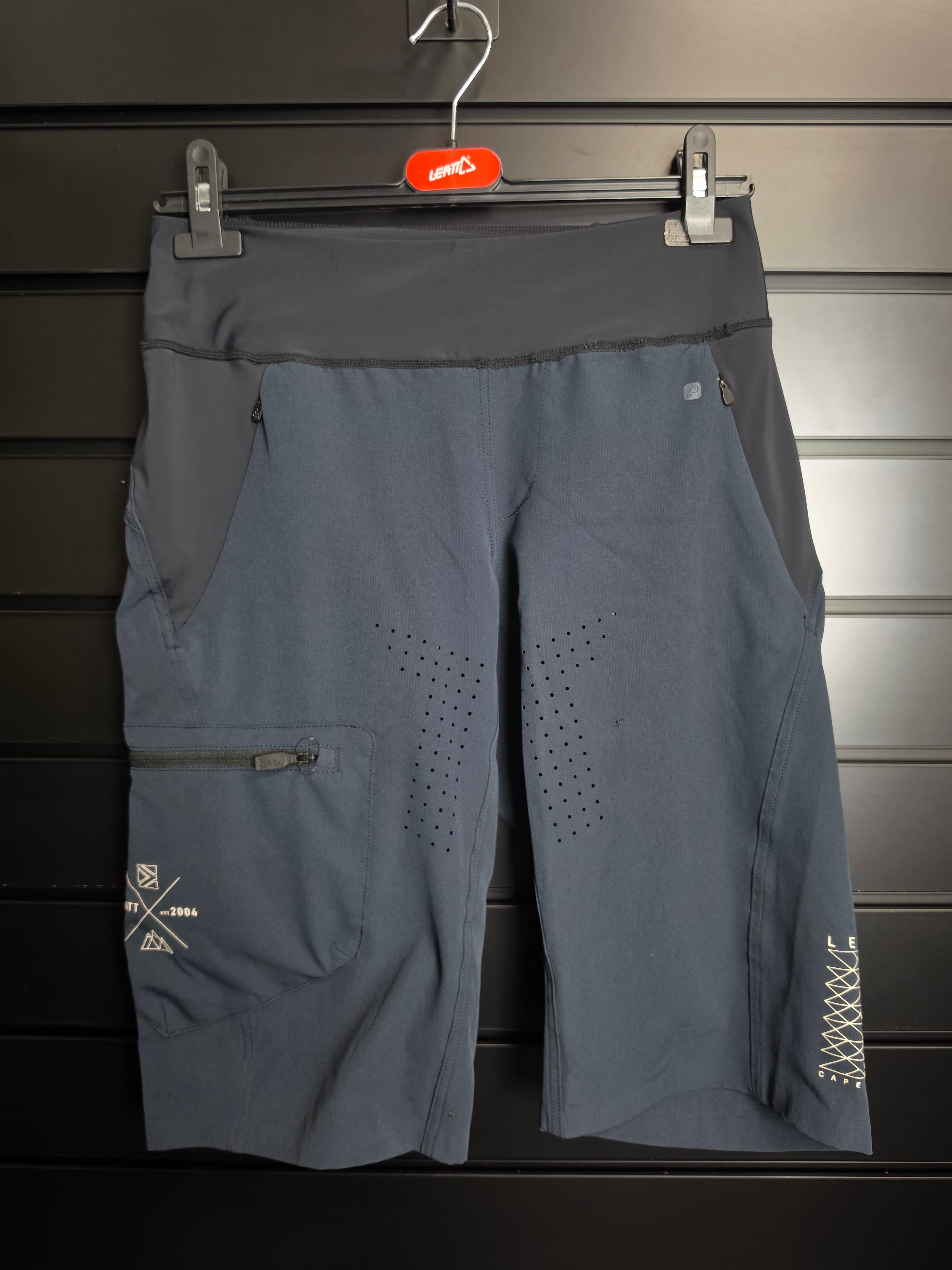 Shorts MTB AllMtn 2.0 - Women - M - Black