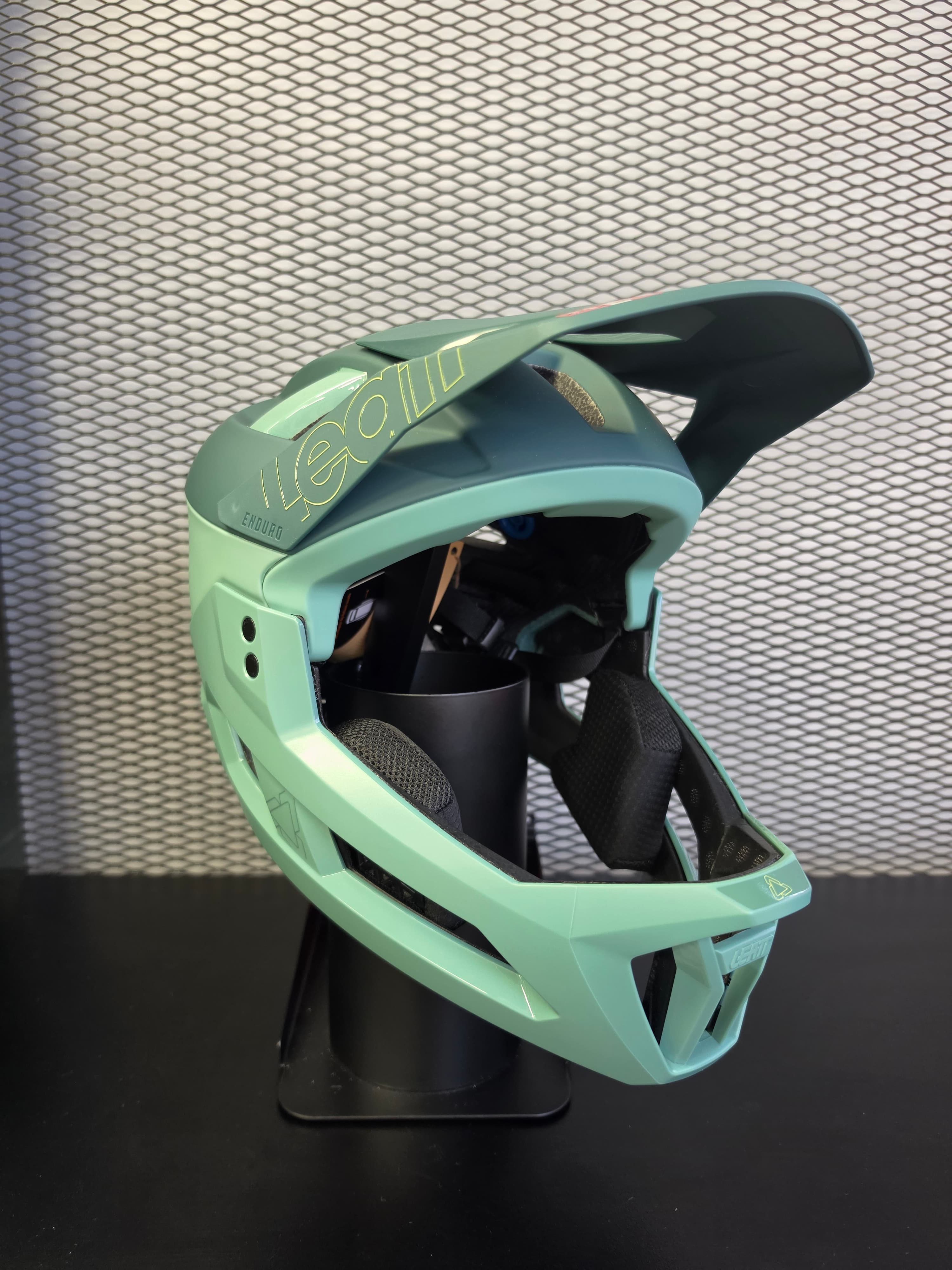 Helmet MTB Enduro 3.0 v25 - M - Pistachio