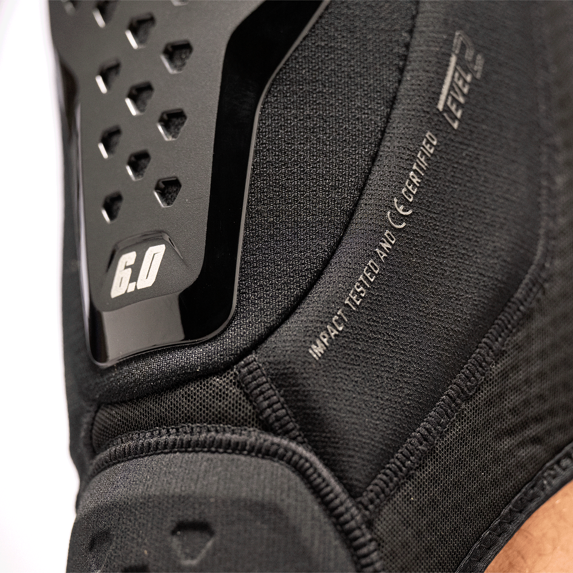 Knee Guard 6.0 Evo EXT