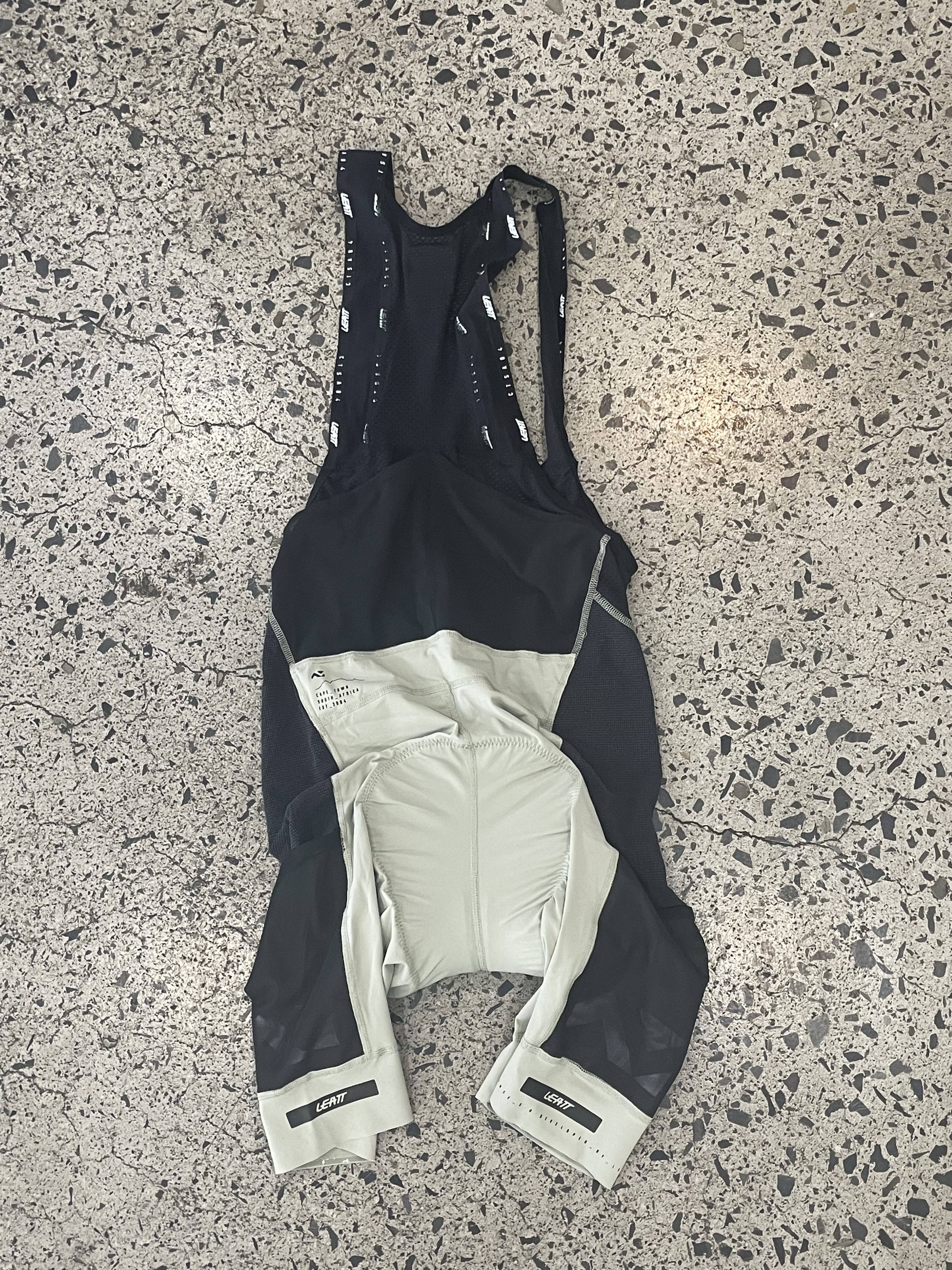 Bib MTB Endurance 5.0 – Cargo – L – Stone Gray