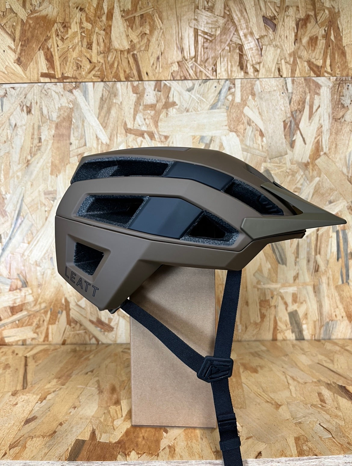 Helmet MTB Trail 3.0 - M - Brown